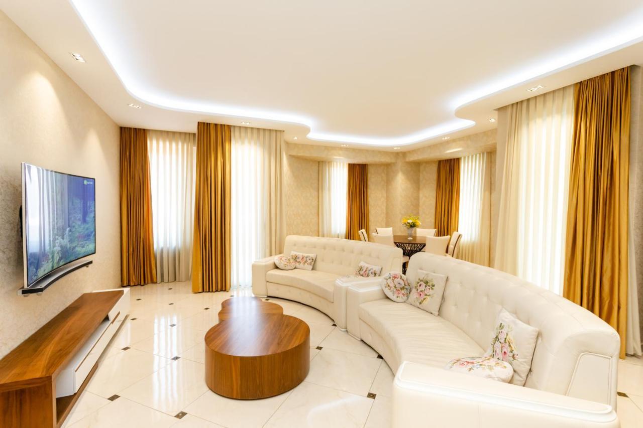 Central Cozy 3Bd-2Bath Apartment تبليسي المظهر الخارجي الصورة
