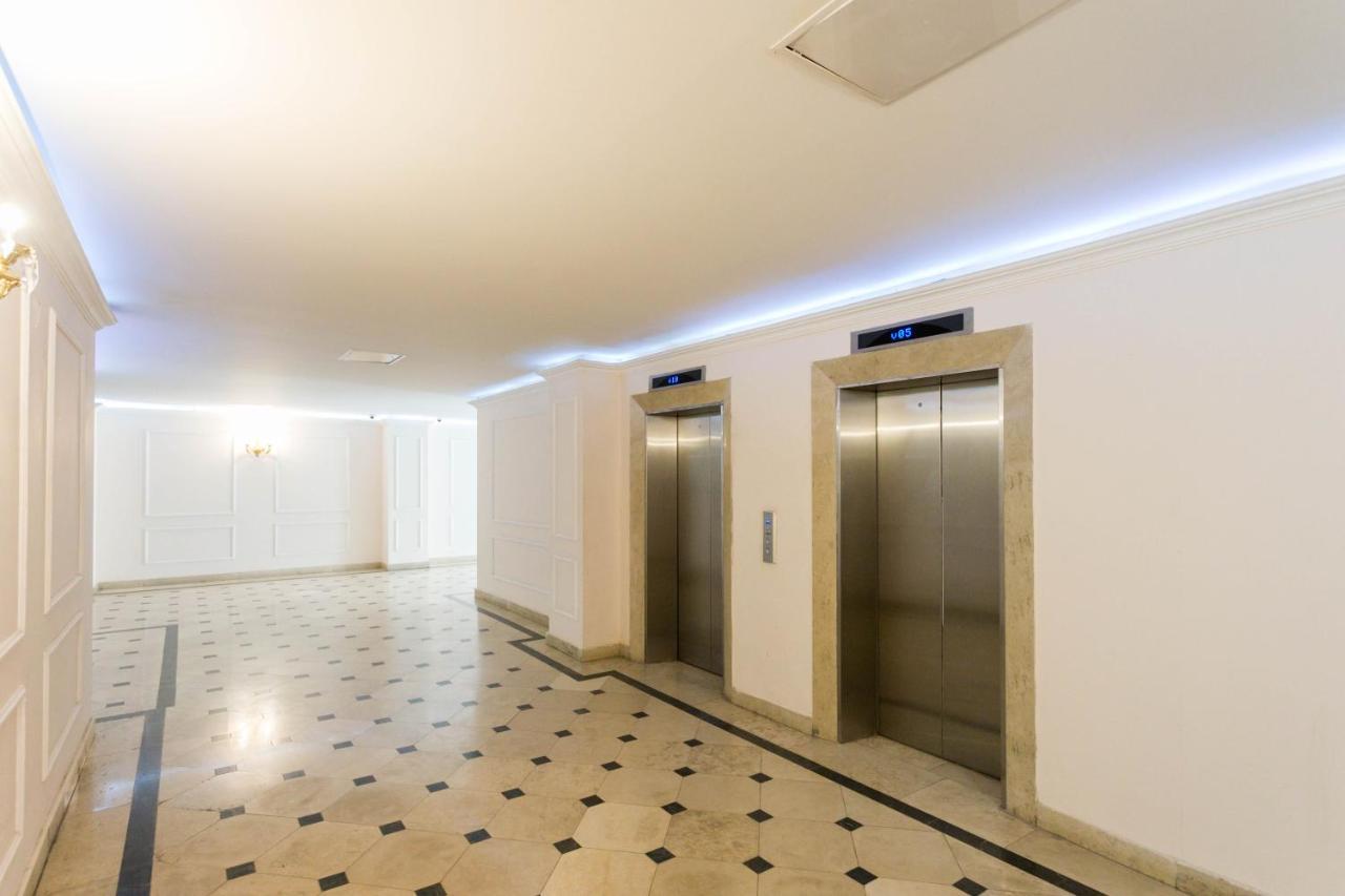 Central Cozy 3Bd-2Bath Apartment تبليسي المظهر الخارجي الصورة